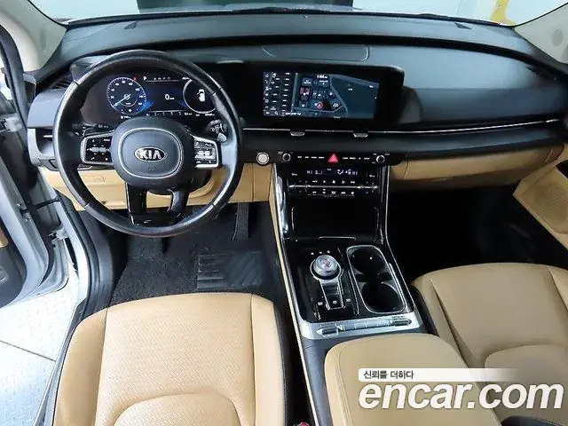 Kia Carnival 2020 — Фото 7/20
