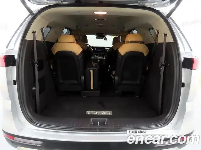 Kia Carnival 2020 — Фото 17/20
