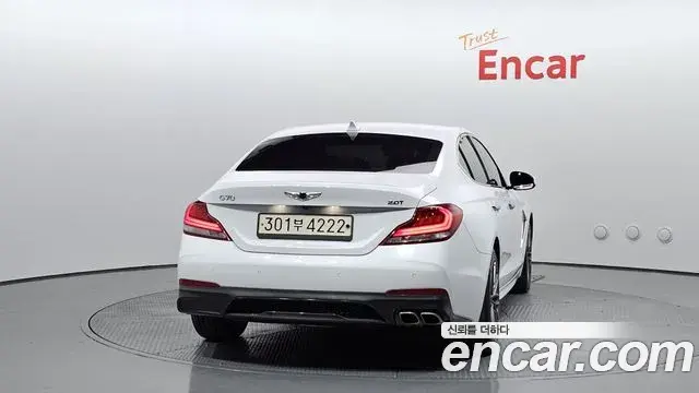 Genesis G70 2018 — ფოტო 10/20