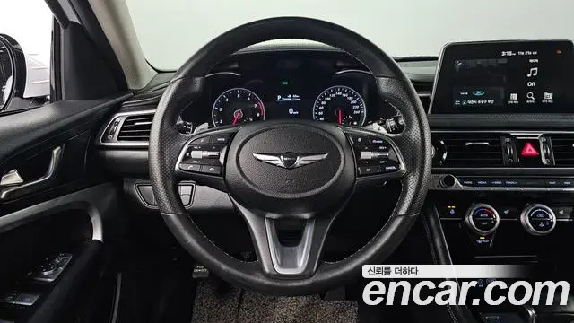 Genesis G70 2018 — ფოტო 7/20