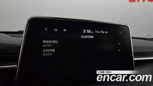 Genesis G70 2018 — ფოტო 16/20