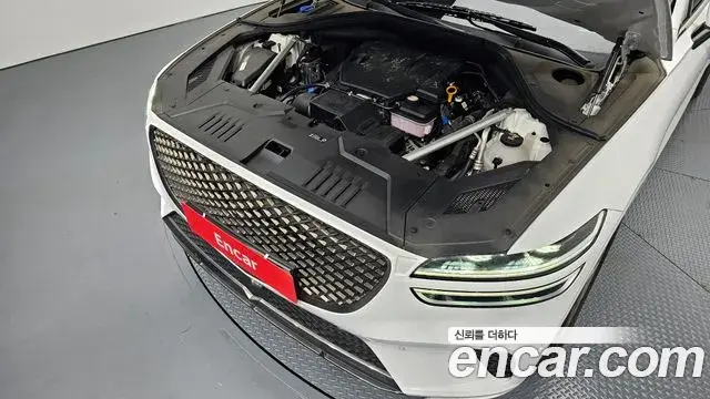 Genesis GV70 2021 — ფოტო 5/20