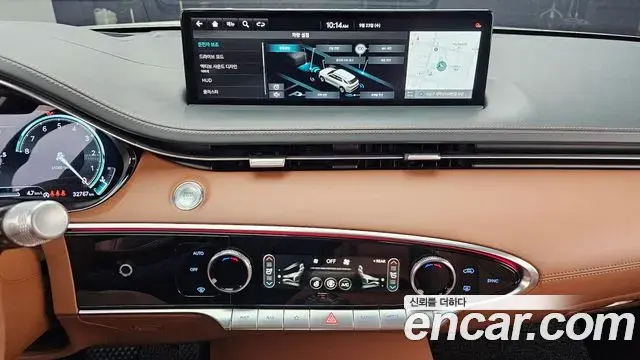 Genesis GV70 2021 — ფოტო 15/20
