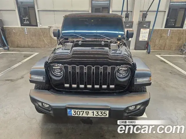 Jeep Wrangler 2023 — Photo 15/20