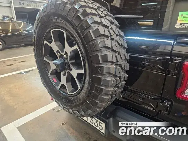 Jeep Wrangler 2023 — Photo 6/20