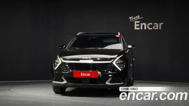 Kia Sportage 2021 — Фото 3/20