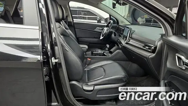 Kia Sportage 2021 — Фото 11/20