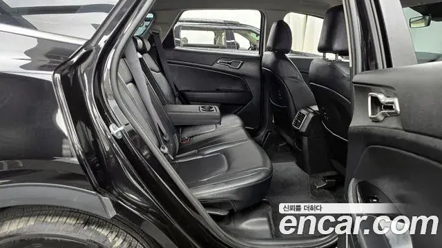 Kia Sportage 2021 — Фото 12/20