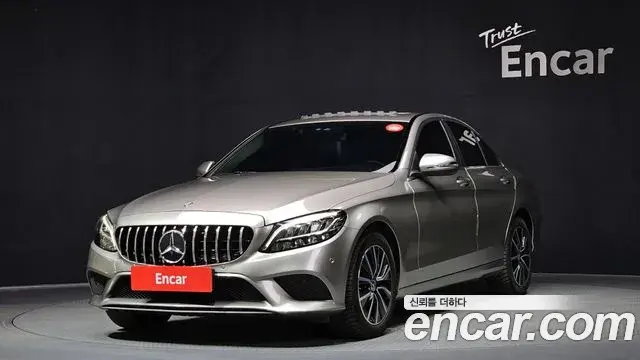 Mercedes-Benz C-Class 2020 — ფოტო 5/20