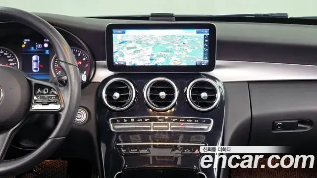 Mercedes-Benz C-Class 2020 — ფოტო 10/20
