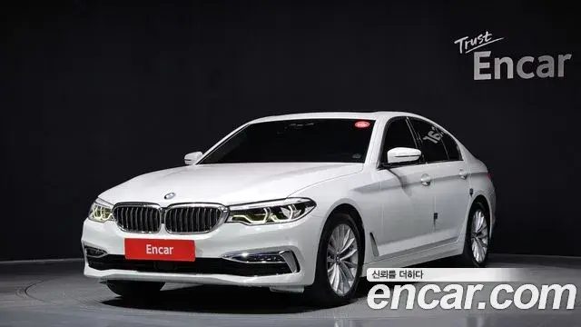 BMW 5 Series 2020 — ფოტო 1/20