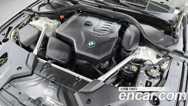 BMW 5 Series 2020 — ფოტო 19/20