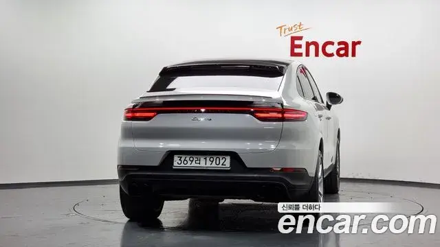 Porsche Cayenne 2020 — Фото 4/20