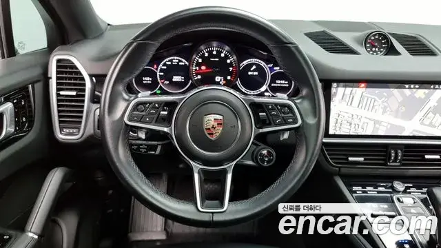 Porsche Cayenne 2020 — Фото 13/20