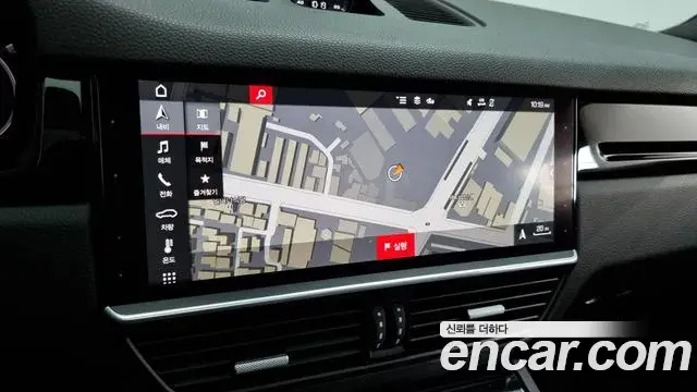 Porsche Cayenne 2020 — Фото 14/20