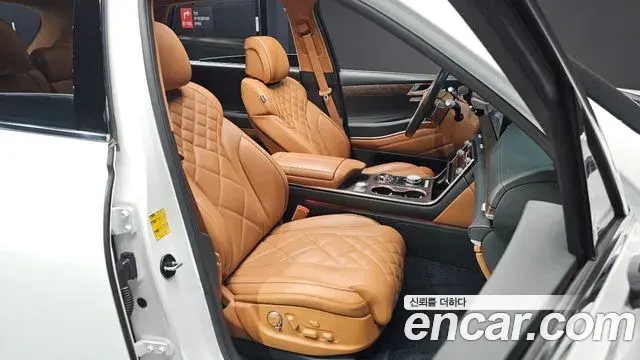 Genesis GV80 2023 — ფოტო 14/20