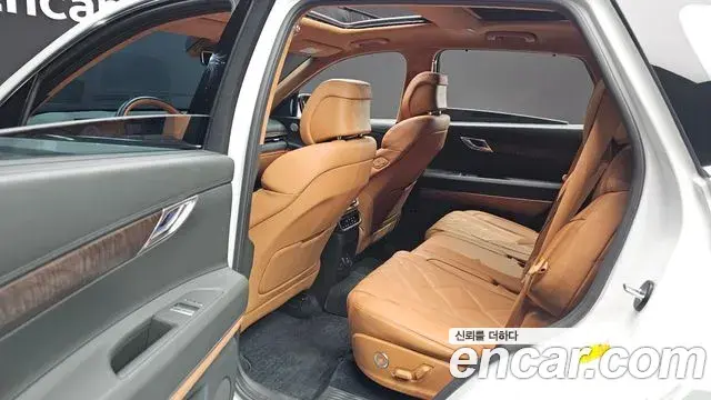 Genesis GV80 2023 — ფოტო 17/20