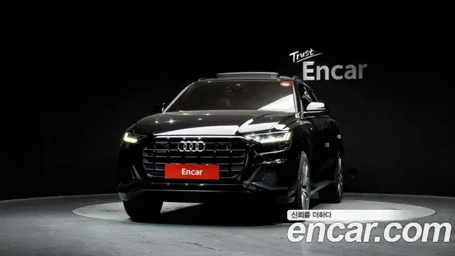 Audi Q8 2021 — Photo 4/20
