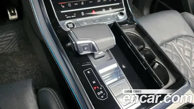 Audi Q8 2021 — Photo 20/20