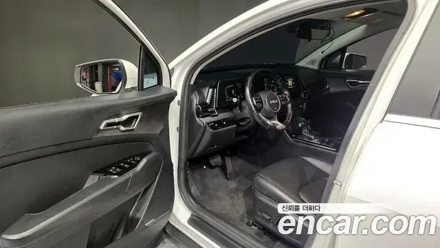 Kia Sportage 2021 — Photo 8/20