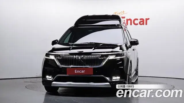 Kia Carnival 2021 — Фото 2/20
