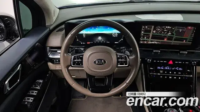 Kia Carnival 2021 — Фото 11/20