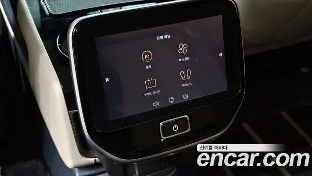 Kia Carnival 2021 — Фото 15/20