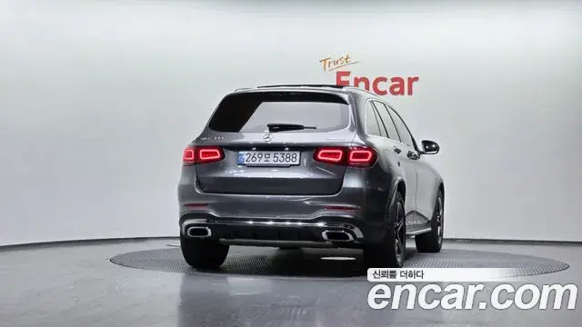 Mercedes-Benz GLC-Class 2022 — Photo 3/20