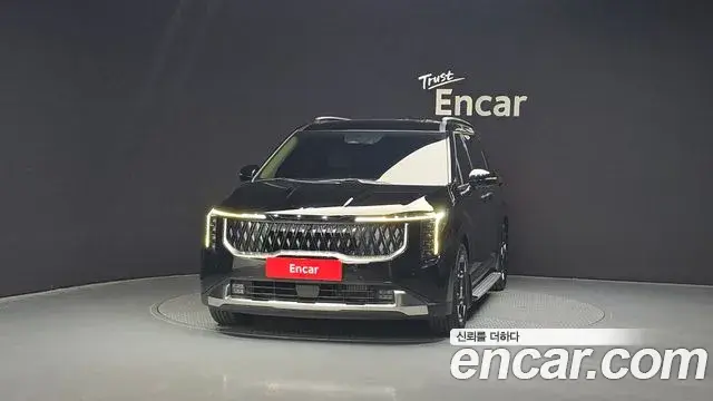 Kia Carnival 2023 — Фото 3/20
