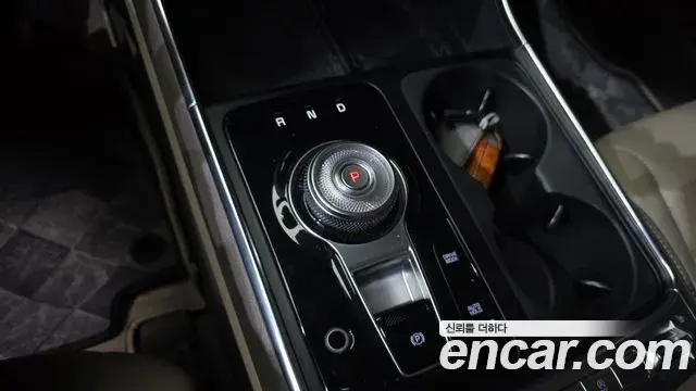 Kia Carnival 2023 — Фото 9/20