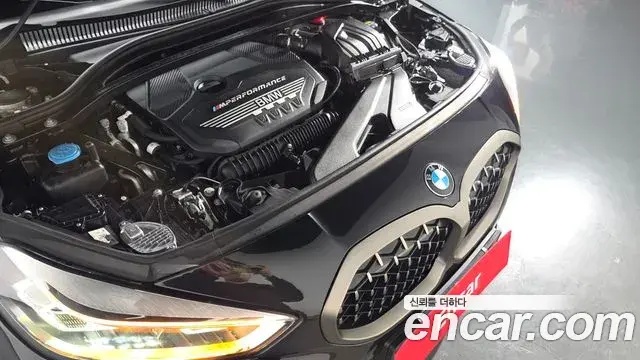 BMW 1 Series 2022 — Şəkil 14/20