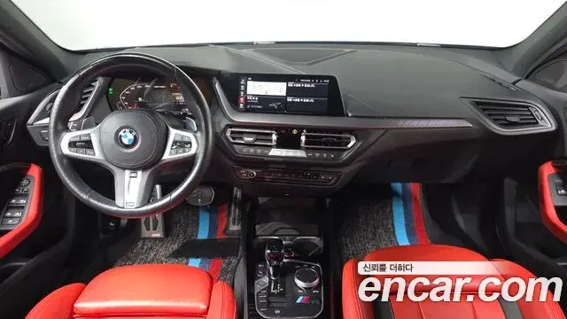 BMW 1 Series 2022 — Şəkil 10/20