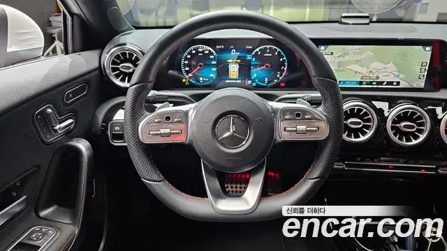 Mercedes-Benz A-Class 2021 — Photo 13/20