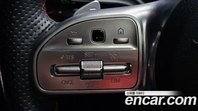 Mercedes-Benz A-Class 2021 — Photo 19/20