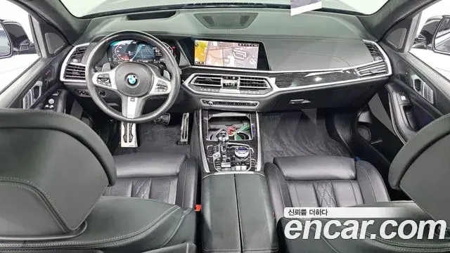BMW X7 2020 — Photo 14/20