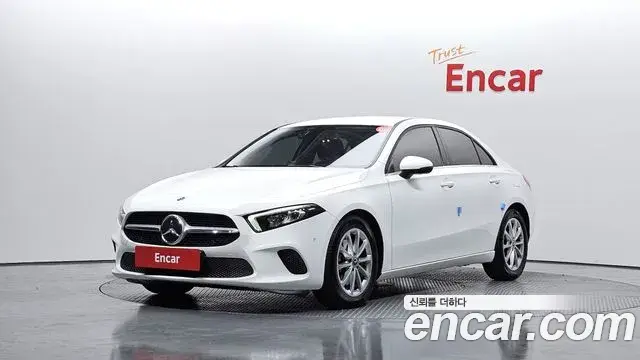 Mercedes-Benz A-Class 2020 — Фото 1/20