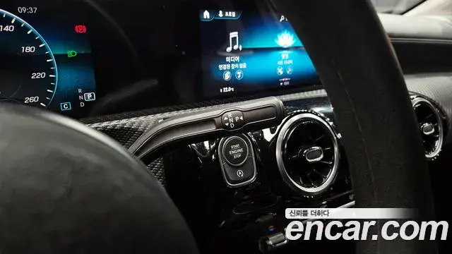 Mercedes-Benz A-Class 2020 — Фото 9/20