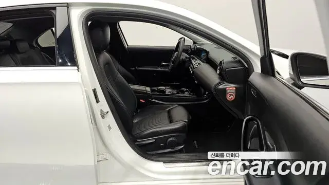 Mercedes-Benz A-Class 2020 — Фото 11/20