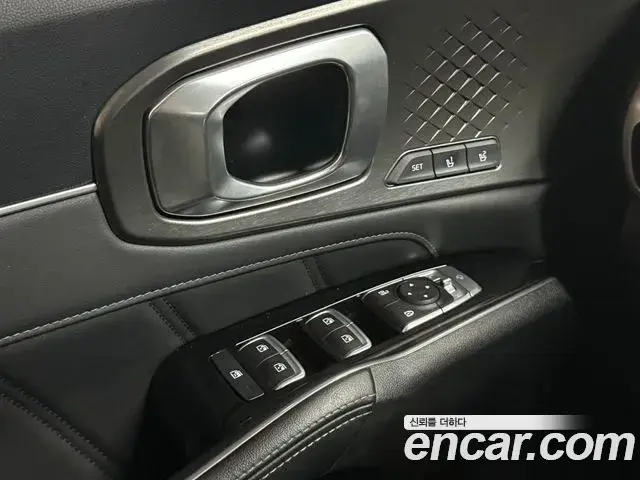 Kia Sorento 2020 — ფოტო 2/18