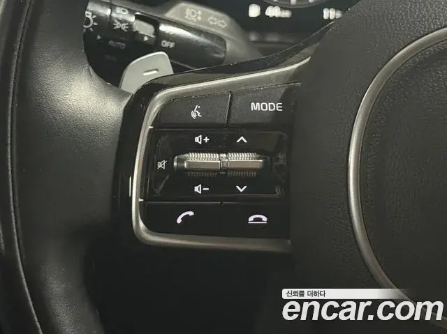 Kia Sorento 2020 — ფოტო 15/18