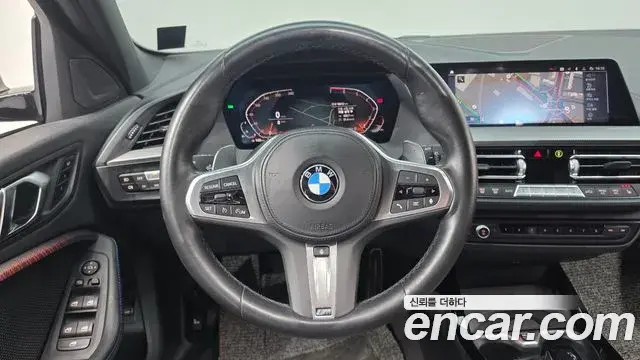 BMW 1 Series 2023 — Фото 13/20