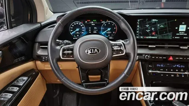Kia Carnival 2021 — Photo 11/20