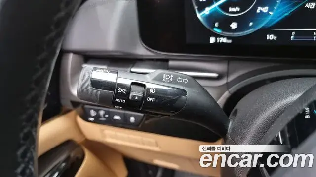 Kia Carnival 2021 — Photo 1/20
