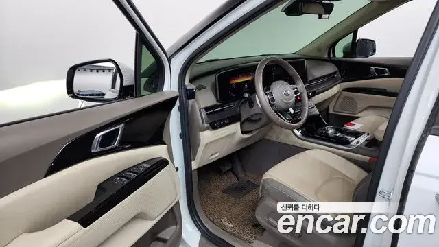 Kia Carnival 2020 — Фото 10/20