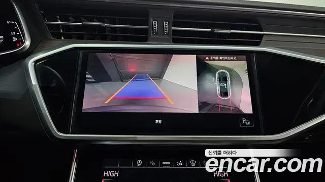 Audi A7 2022 — ფოტო 14/20