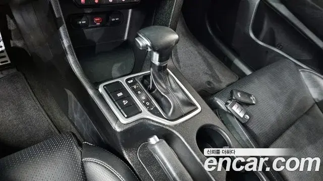 Kia Sportage The Bold 2018 — Şəkil 20/20