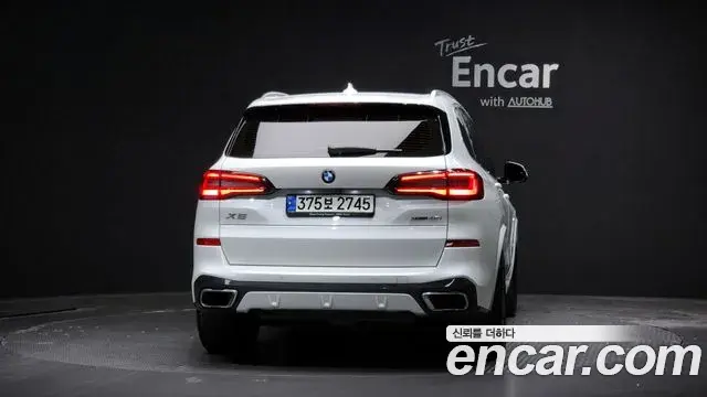 BMW X5 2021 — Photo 12/20
