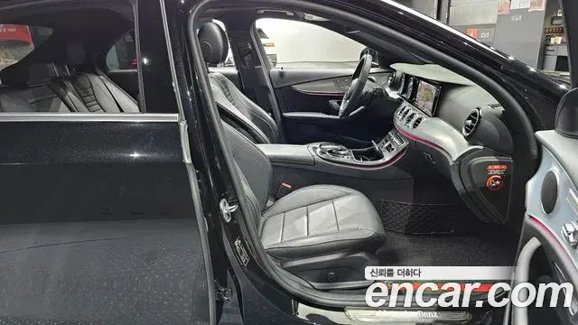Mercedes-Benz E-Class 2019 — Şəkil 11/20