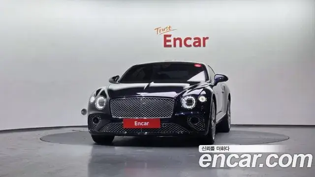 Bentley Continental GT 2021 — Фото 2/20