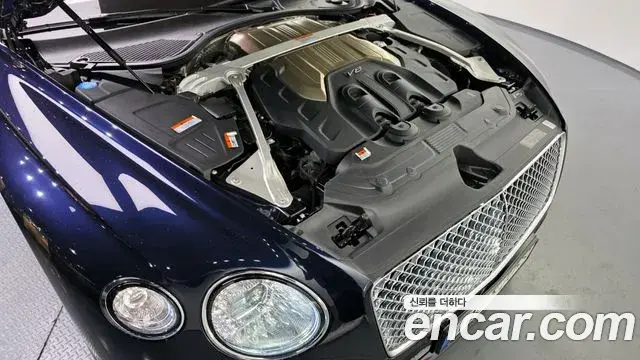 Bentley Continental GT 2021 — Фото 5/20